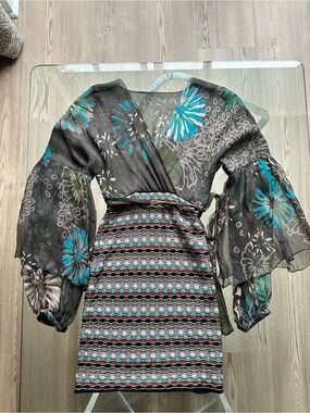 FW 2006  Metallic Chevron BodyCon Dress w Silk Top w Bell Sleeves